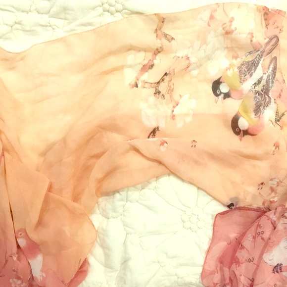 Liang Dian Pink Bird Print Silk Scarf - Picture 1 of 1